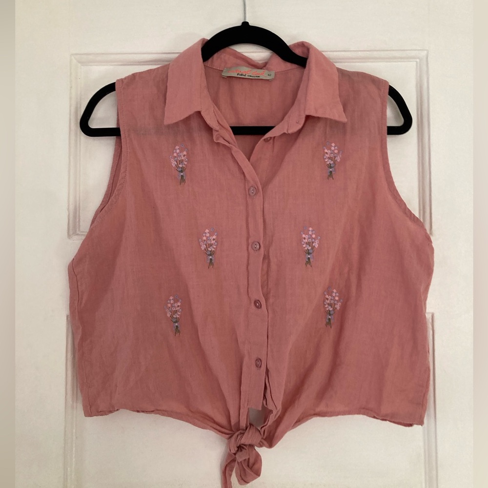 Floral Embroidered Sleeveless Top - Pink